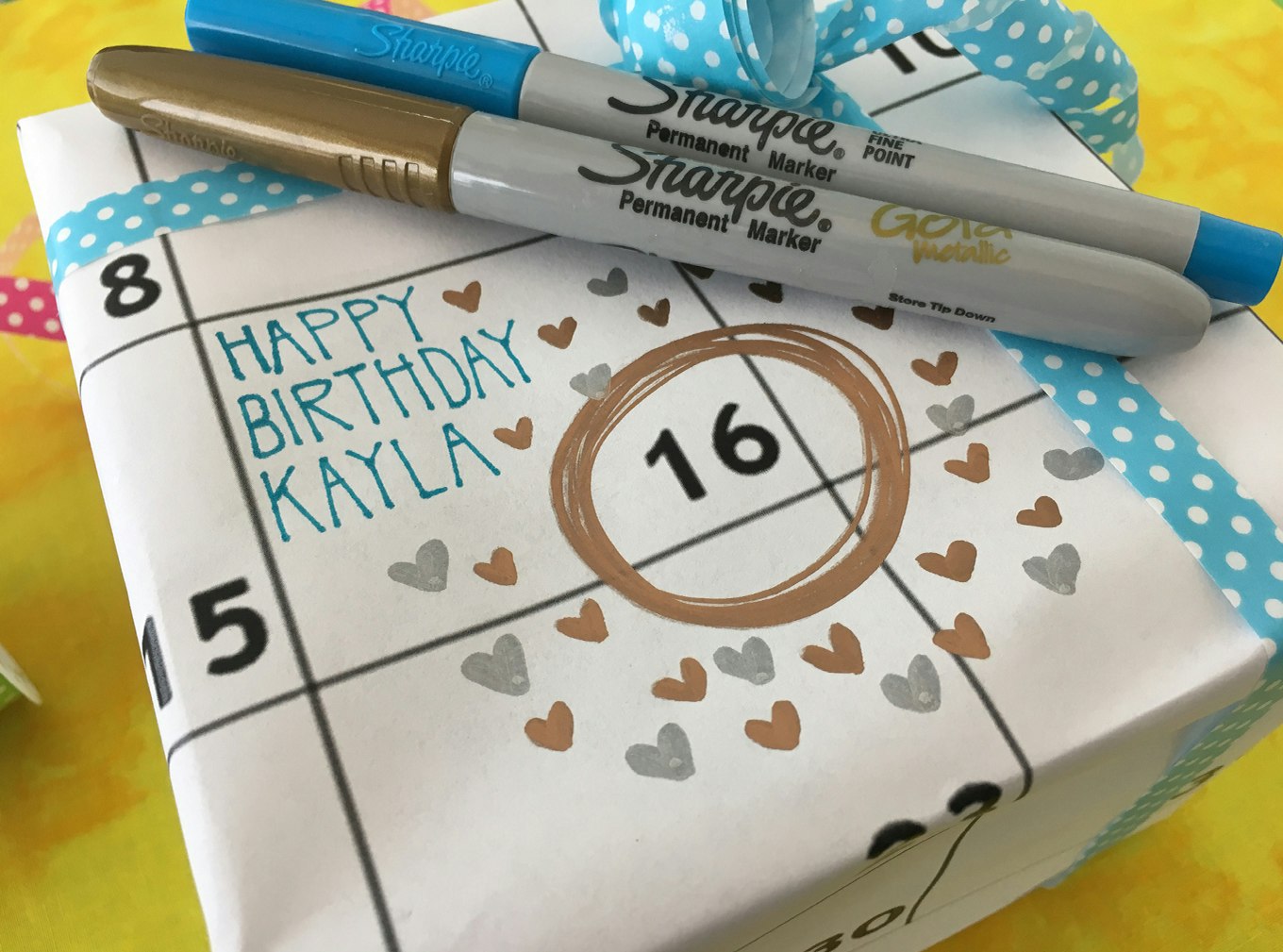 PERSONALISED WRAPPING PAPER